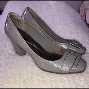 Andrew Geller Nadine gray patent leather heels